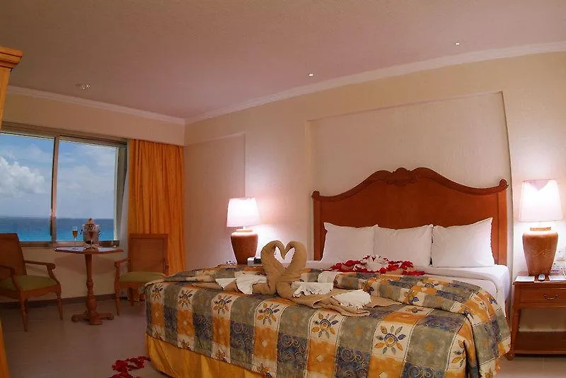 Royal Solaris Cancún