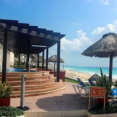 Royal Solaris Cancun Resort