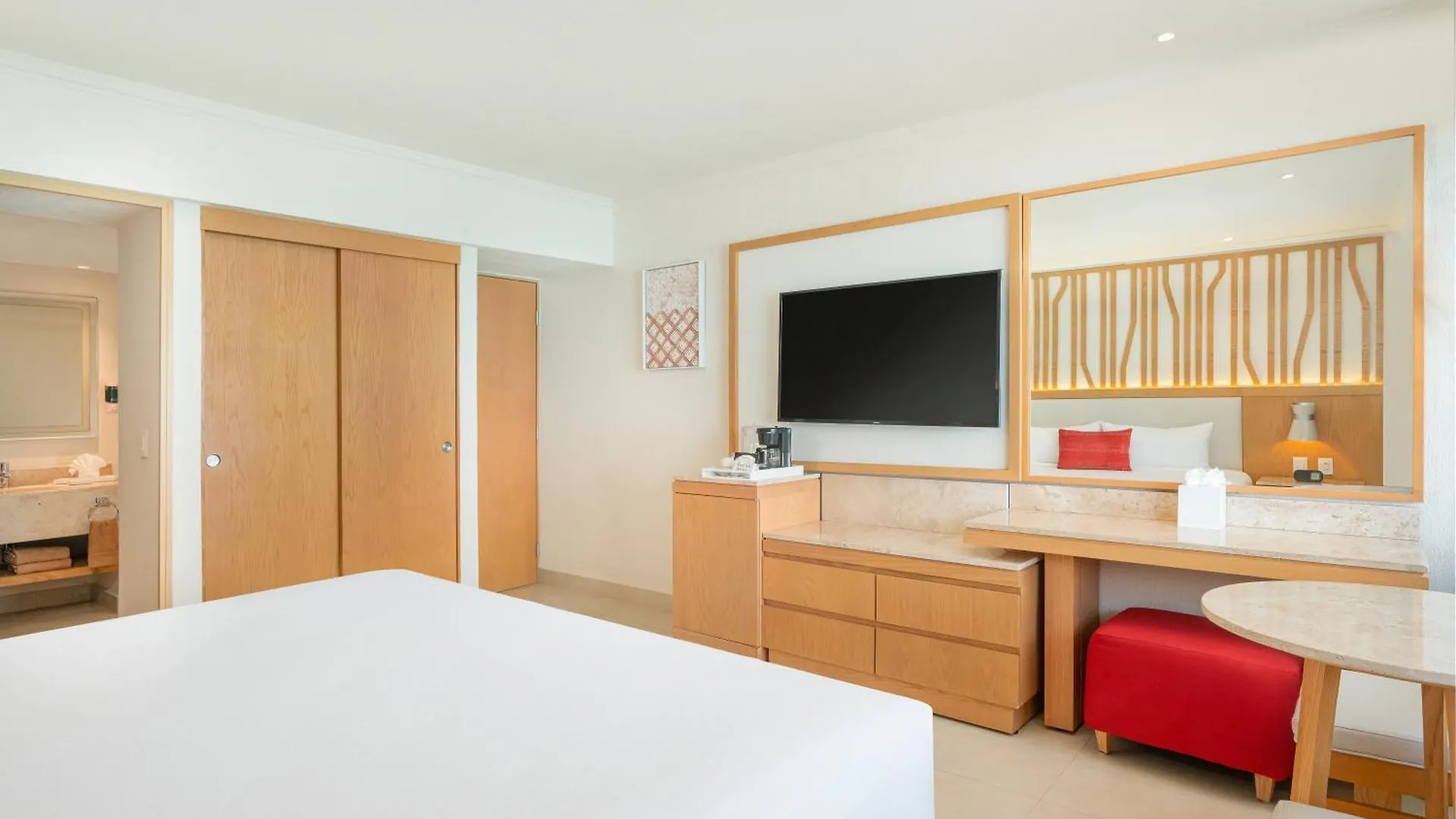 Royal Solaris Cancun Resort