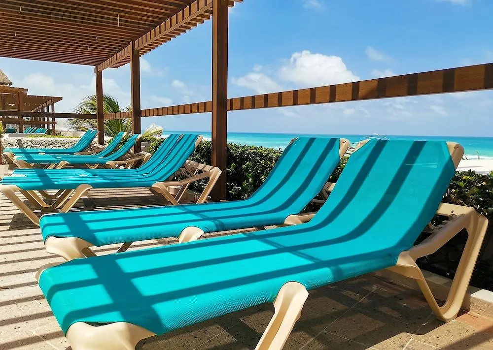Royal Solaris Cancun Resort