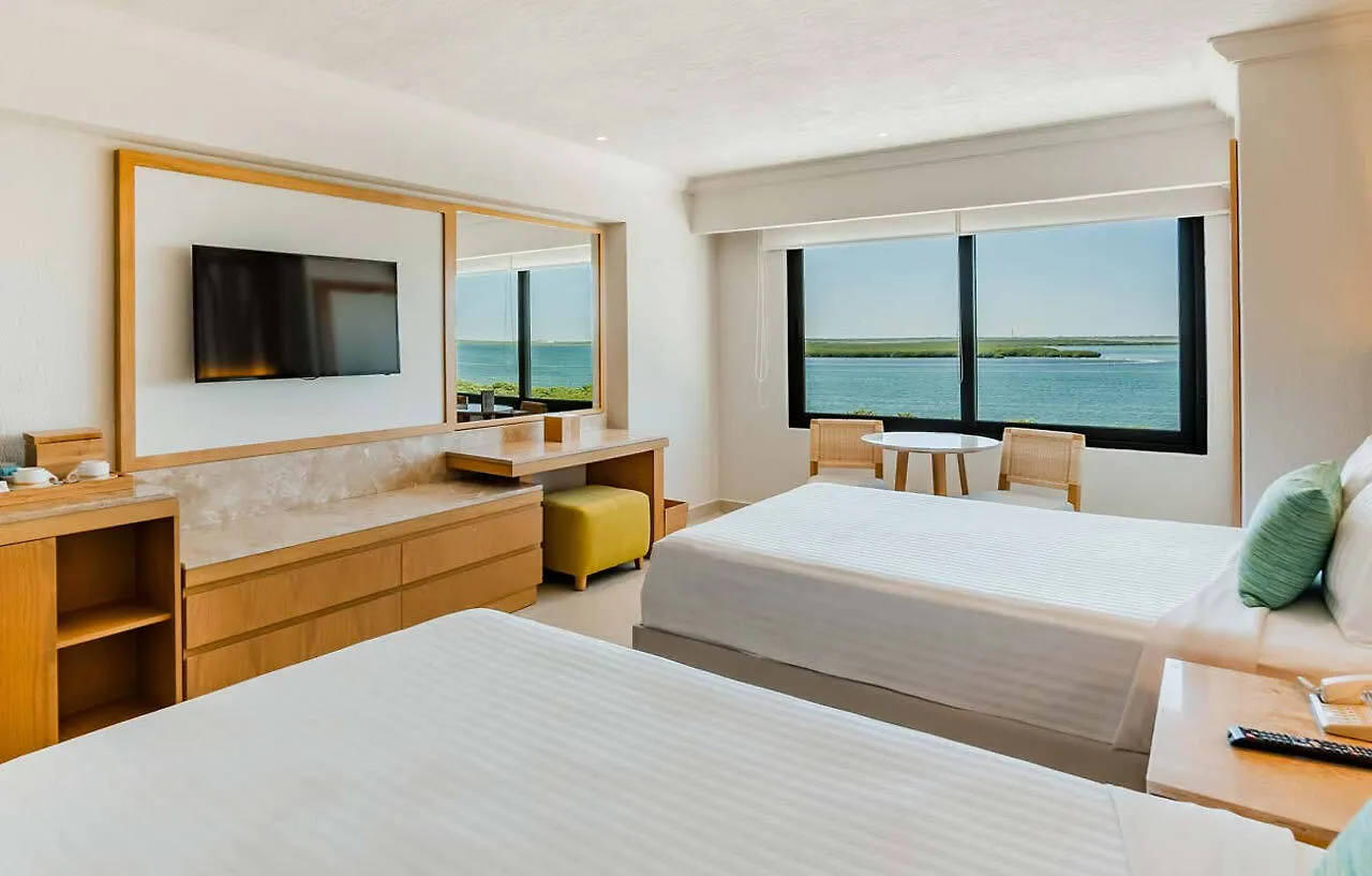 **** Resort Royal Solaris Cancun Mexico